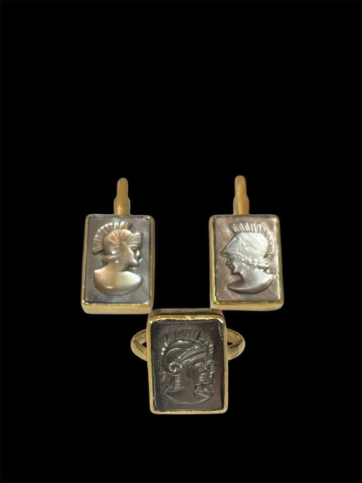 Orecchino e anello set in argento con madreperla antichi - Immagine 1 di 4