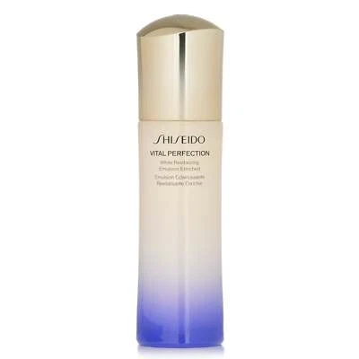 Emulsión revitalizante blanca enriquecida Shiseido Vital-Perfection 100 ml/3,3 oz Foto 1 de 3