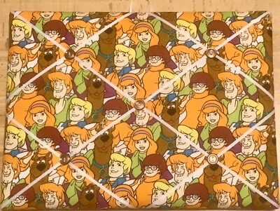 French Bulletin Board Photo Memo Multicolor Scooby Doo Print 9 x 12 inches  - Image 1 of 3