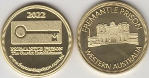 Token 2022 Fremantle Prison Western Australia 30mm showing view entry at back - Foto 1 di 1