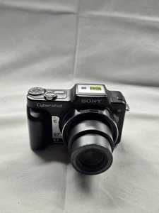 Sony Cyber-shot DSC-H10 8.1MP 3" LCD Bildschirm Digitalkamera - Dead Screen Pixel - Bild 1 von 4