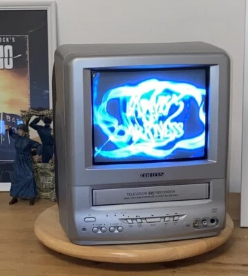 VHS Die Armee der Finsternis Hartbox Uncut Kultfilm Bruce Campbell - Bild 1 von 4