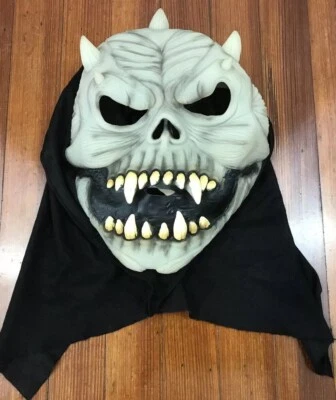 Adulto Esqueleto Halloween Miedo Calavera Cuernos Ghoul Máscara Látex Accesorio Espeluznante  Foto 1 de 3