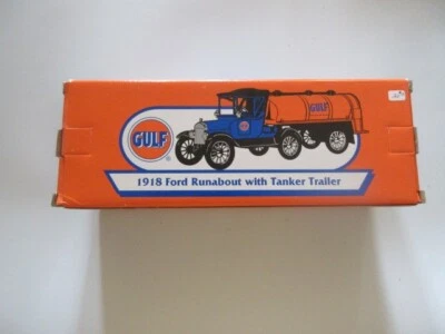 1/25 scale 1918 Ford Runabout Tanker Trailer GULF die cast  - Image 1 of 3
