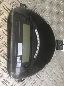 Tacho Citroen C2 1.4 54kW 73PS P9660225780 Kombiinstrument - Bild 1 von 4