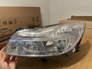 GENUINO 2008-14 VAUXHALL INSIGNIA NS LADO PASAJERO IZQUIERDO FARO LUZ LUZ - Imagen 1 de 4