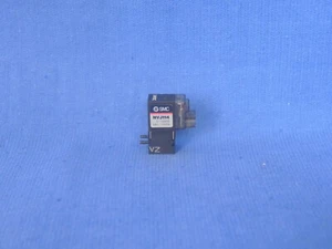 SMC NVJ114 Solenoid 24VDC 0~100PSI VAC.~85PSI - Picture 1 of 4