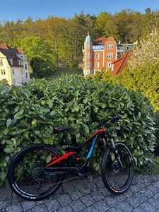 Fahrrad Fully 26 Zoll GIANT, Trance Jr, Farbe Schwarz mit Blau/rot Akzent - Bild 1 von 14