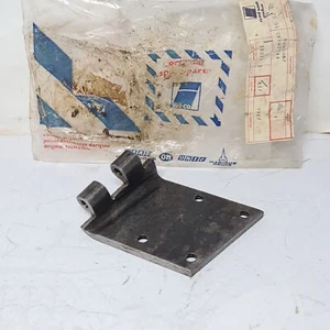 CERNIERA PORTA SUPERIORE DESTRA IVECO OM 40 ORIGINALE 9046067 - Foto 1 di 9