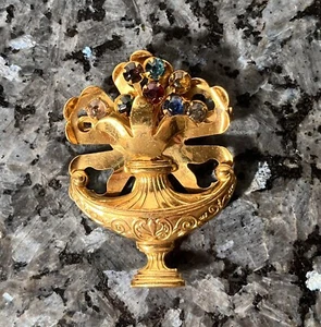 Broche Cesta Flores Vintage Raro Multicolor Estrás Tono Dorado 2" - Imagen 1 de 5