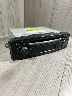 MERCEDES C KLASSE W203 CLK W209 C209 STEREO RADIO CD PLAYER HEAD UNIT A203820... - Bild 1 von 4