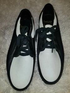 VINTAGE BLACK/WHITE FOOT-JOY WET WEATHER GOLF SHOE SIZE 13 MEN LACE UP SPIKES - Picture 1 of 6