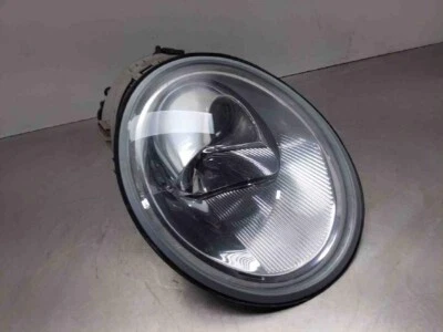 1998-2005 Volkswagen VW Beetle Halogen Right Passenger Headlight - Image 1 of 4