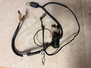 Lote 039-3, 1981 Honda ATC 200 arnés de cables con CDI - Imagen 1 de 7