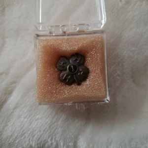 Vintage 4H four leaf clover pin 1 year - Picture 1 of 1