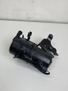 JAGUAR F-PACE X761 2021 Fuel Filter Housing OEM M8A2-9B072-A (N235) - Picture 1 of 8
