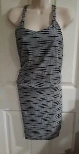 Athleta schwarz-weißes Trägerkleid integrierter BH Damengröße Small " - Bild 1 von 7