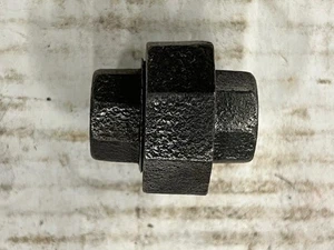 1/4" Rohrverschraubung, Temperguss schwarz, Sch. 40, Konvolut (5), neu - Bild 1 von 2