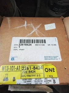 GM OEM NOS 22618424 Front RH Door Water Deflector 1999-2002 Pontiac Grand Am - Picture 1 of 2