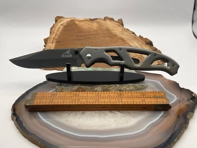 Gerber Paraframe Graphite Aluminum Handle Folding knife 5" Closed--1858.23 Foto 1 de 4