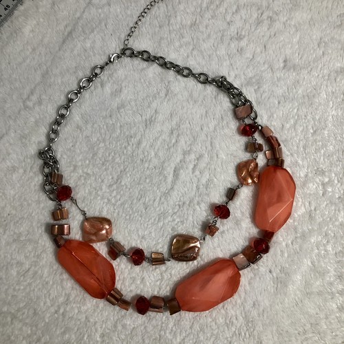 VETEMENTS COLLANA dichiarazione perle multifilo resina corallo e CONCHIGLIA TINTA