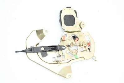 Attuatore centrale posteriore destro Kia CARNIVAL 2 GQ 96284 - Immagine 1 di 4