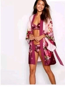TED BAKER 12/14 ,"Serenity" Satin Floral Kimono Robe Maroon NWOT. RRP. £69 - Picture 1 of 14