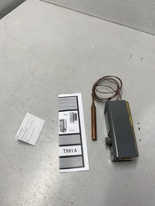 Honeywell Modulating Temperature Controller, 160 F to 260 F (5 Ft Capillary) - Picture 1 of 5