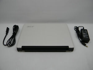 Acer Aspire One ZA3 White Laptop *Brand New Screen* 1.33GHz Intel 80GB HD  #284