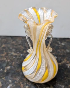 Vintage Yellow Venetian Murano vase, Latticino, Italy, circa 1960. - Picture 1 of 8