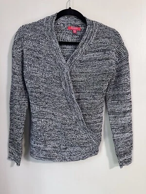 Guess Sweater V-Neck Long Sleeve Pullover Casual Wrap Womens Size XS Gray - Image 1 of 4