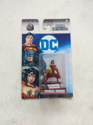 Wonder Woman Nano Metalfigs DC Comics Metal Figure (DC4) 2017 Jada Toys  - Image 1 of 2