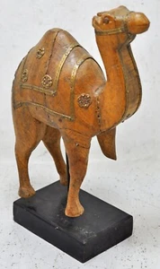 Figura de camello de madera original antigua tallada a mano de latón ajustada - Imagen 1 de 8