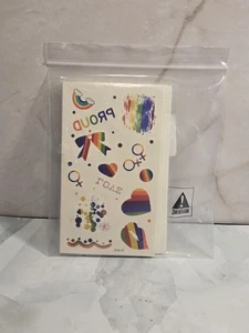 200+ Stück Gay Rainbow Pride Temporäre Tattoos. LGBTQ+. Ideal für Party Geschenktüten - Bild 1 von 2