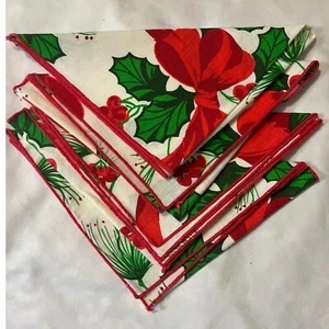 Set of Four Vintage Retro Christmas Poinsettia Greenery Napkins with Red Trim - Picture 1 of 3