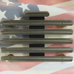 U.S. SERVICE MEDAL RIBBON BAR MOUNTING RACK | 16 SPACE | US ARMY | MILITARY - Foto 1 di 4