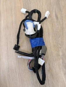 Arnés de cableado de puerta OEM BANF-67-190 Mazda 3 2018 hatchback - Imagen 1 de 3
