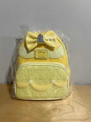 Mini Mochila Loungefly Disney Beauty & The Beast Princesa Bela Lantejoulas Nova Com Etiqueta - Imagem 1 de 4