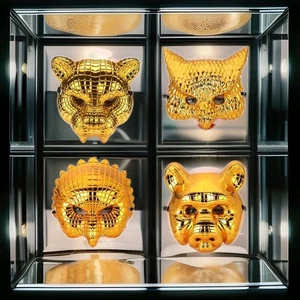 4er-Pack Squid Game inspirierte goldene VIP Masken vollständiges Set Leopard Schwein Adler Eule - Bild 1 von 8