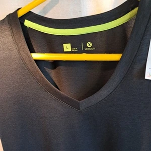 Xersion Activewear V-Neck T-Shirt Moisture Wicking Athletic Top Black L - Picture 1 of 3