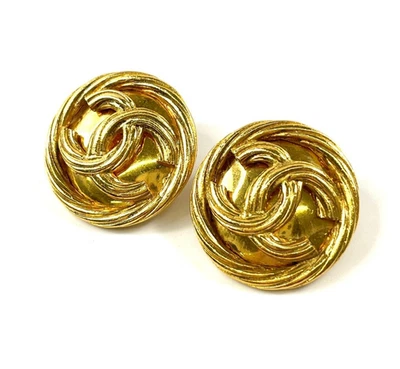 香奈儿 93P CC COCO 徽标耳环金色复古正品 2919 配件日本 — 第 1/4 张图片