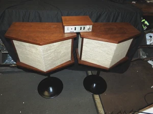 Vintage 1960er Bose 901 Serie 1 Lautsprecher mit schwarzen Tulpen Ständer Equalizer EQ - Bild 1 von 24