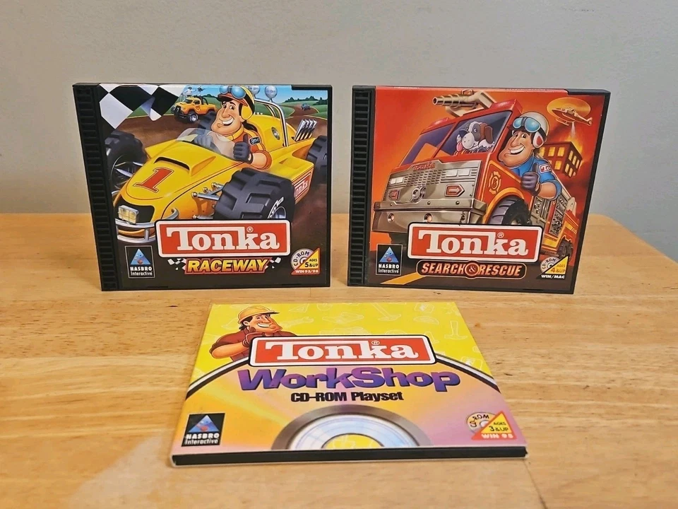 Lote de 3 juegos de CD-ROM Hasbro Tonka de colección. Búsqueda y rescate, pista de carreras, taller  Foto 1 de 4