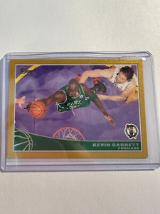 K108,807 - 2009-10 Topps Gold #14 Kevin Garnett #/2009