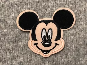 Mickey Mouse Embroidered Iron on Patch Badge Cartoon TV Disney Minnie 9x 8 cm - Picture 1 of 3