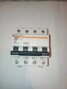 Merlin Gerin 24231 - Multi 9 - C60N C32 DISJONCTEUR - Imagen 1 de 1