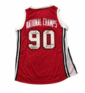 UNLV Runnin' Rebels Team Signed Jersey By (4) Auto Autographed Beckett - Picture 1 of 3