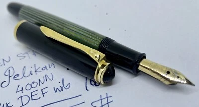 Pluma Estilográfica Pelikan 400NN 1957 Como Nueva - Rara 14 k DEF Nueva en Caja - Verde Estriado - 400 400N Foto 1 de 4