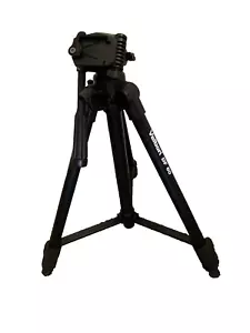 Velbon DF-60 Deluxe 3-Way Panhead Tripod for Cameras/Camcorders (as-good-as-new) - Picture 1 of 5