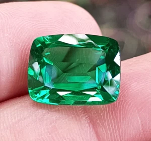 Natural 11.50 Ct Green Emerald GIE Certified Cushion Shape Loose Gemstone - Picture 1 of 6